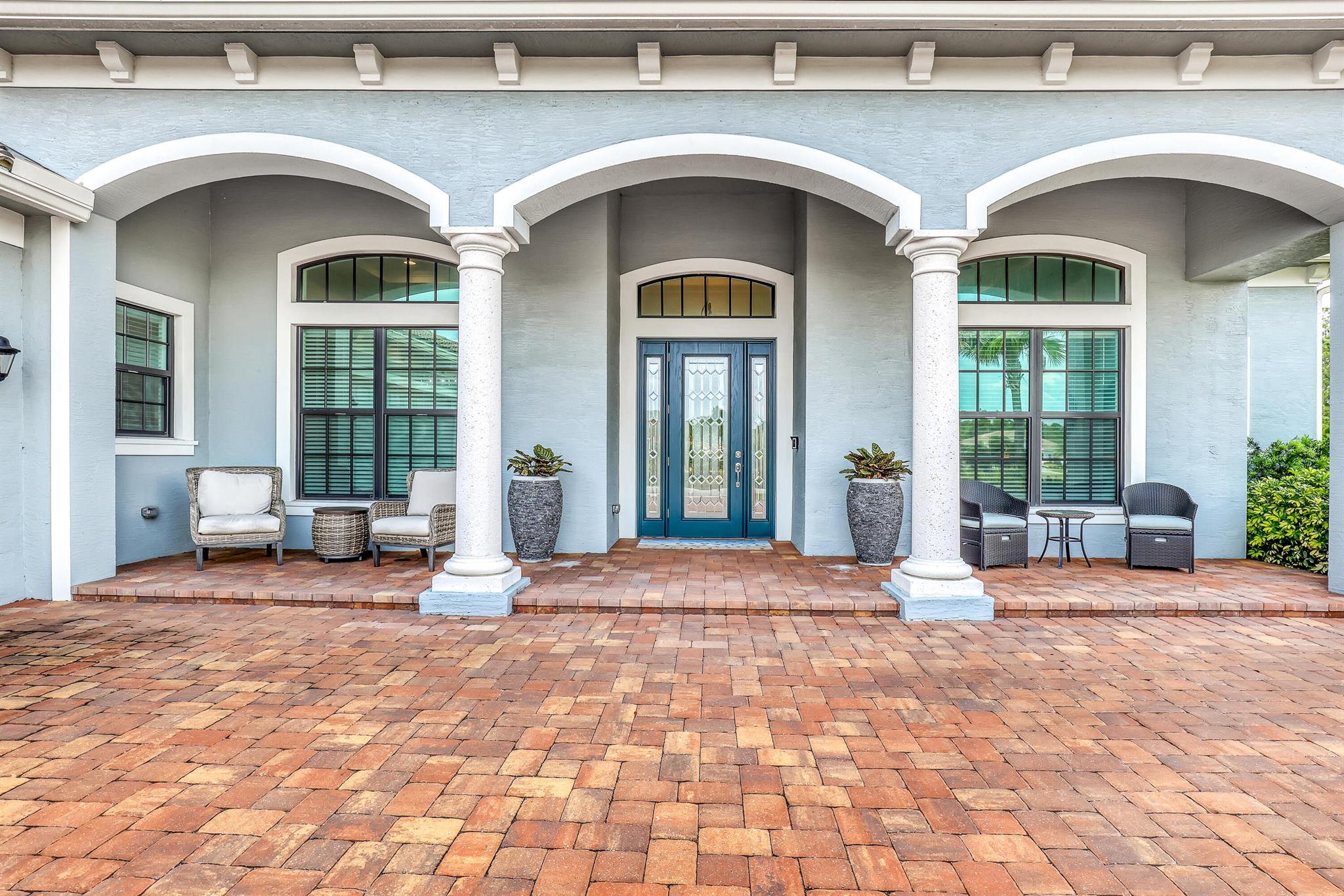 3318 SW Loriope Loop