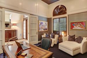 ROYAL PALM YACHT & COUNTR - Residential