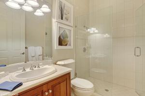 ROYAL PALM YACHT & COUNTR - Residential