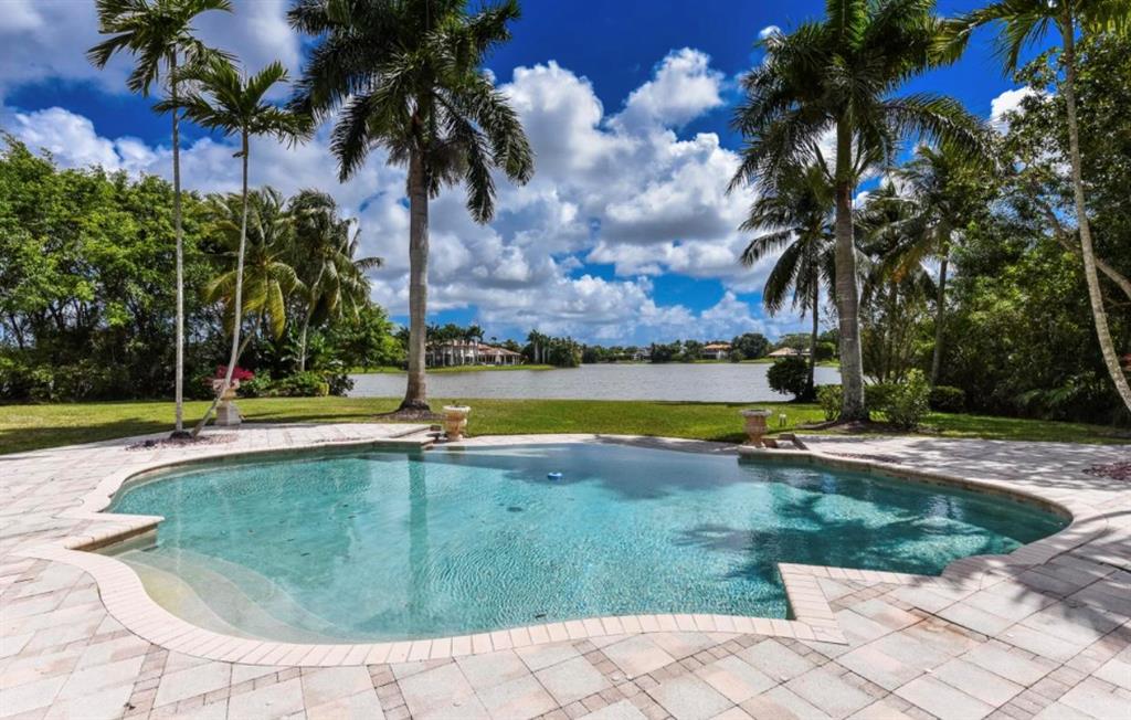 LONG LAKE ESTATES 1 AS - Residential