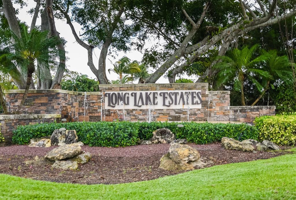 LONG LAKE ESTATES 1 AS - Residential