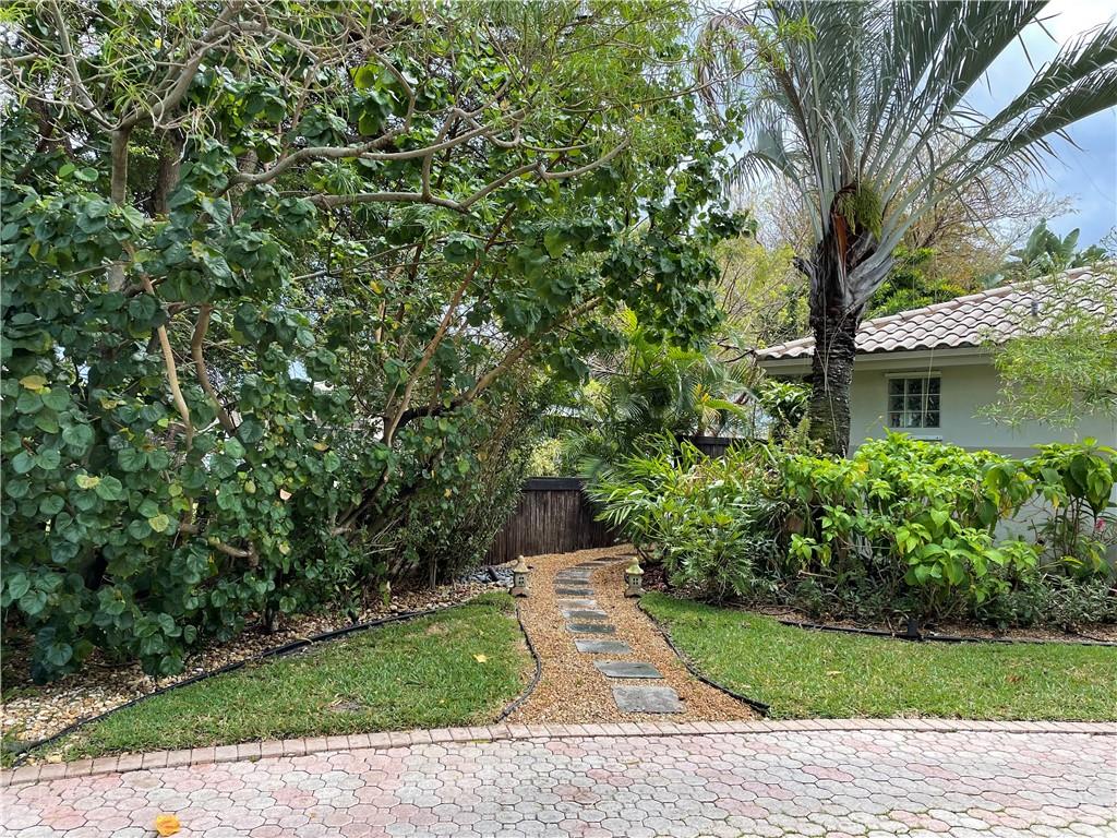 Santamaria Harbor 28-27 B - Residential