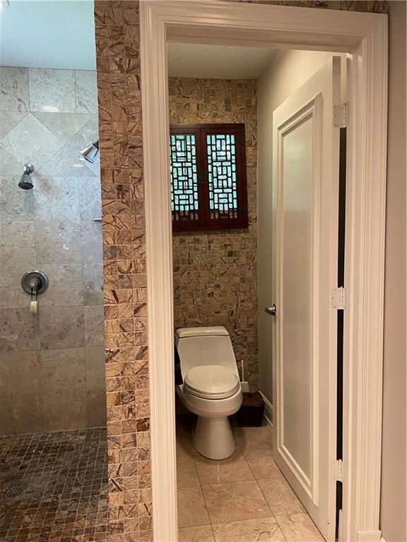 Santamaria Harbor 28-27 B - Residential