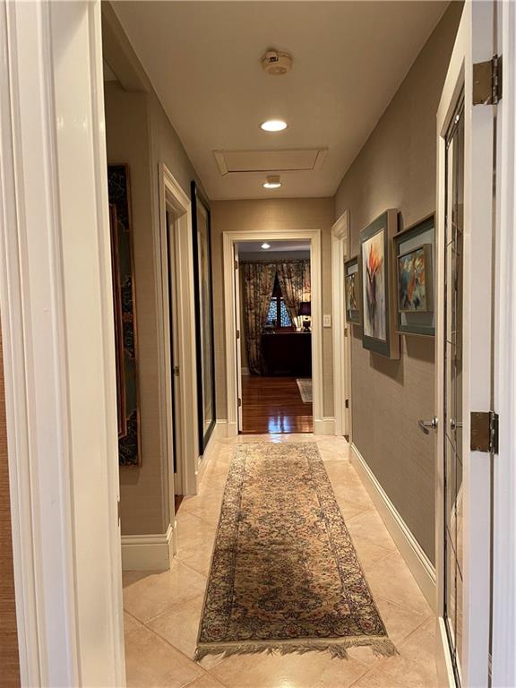 Santamaria Harbor 28-27 B - Residential