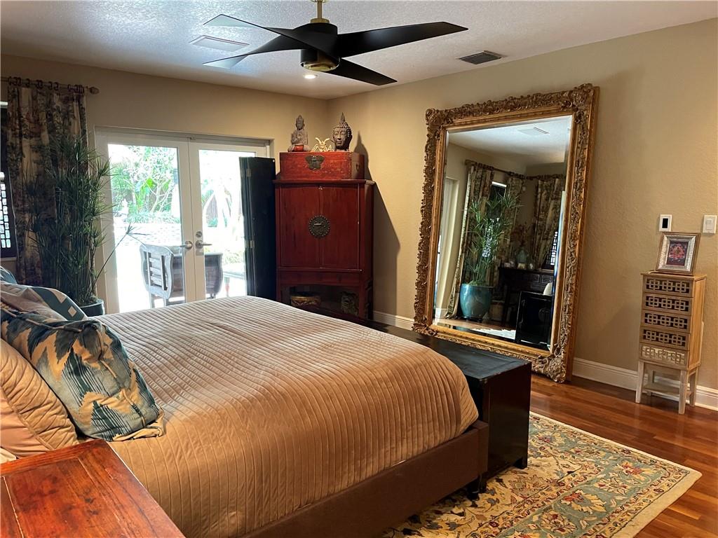 Santamaria Harbor 28-27 B - Residential