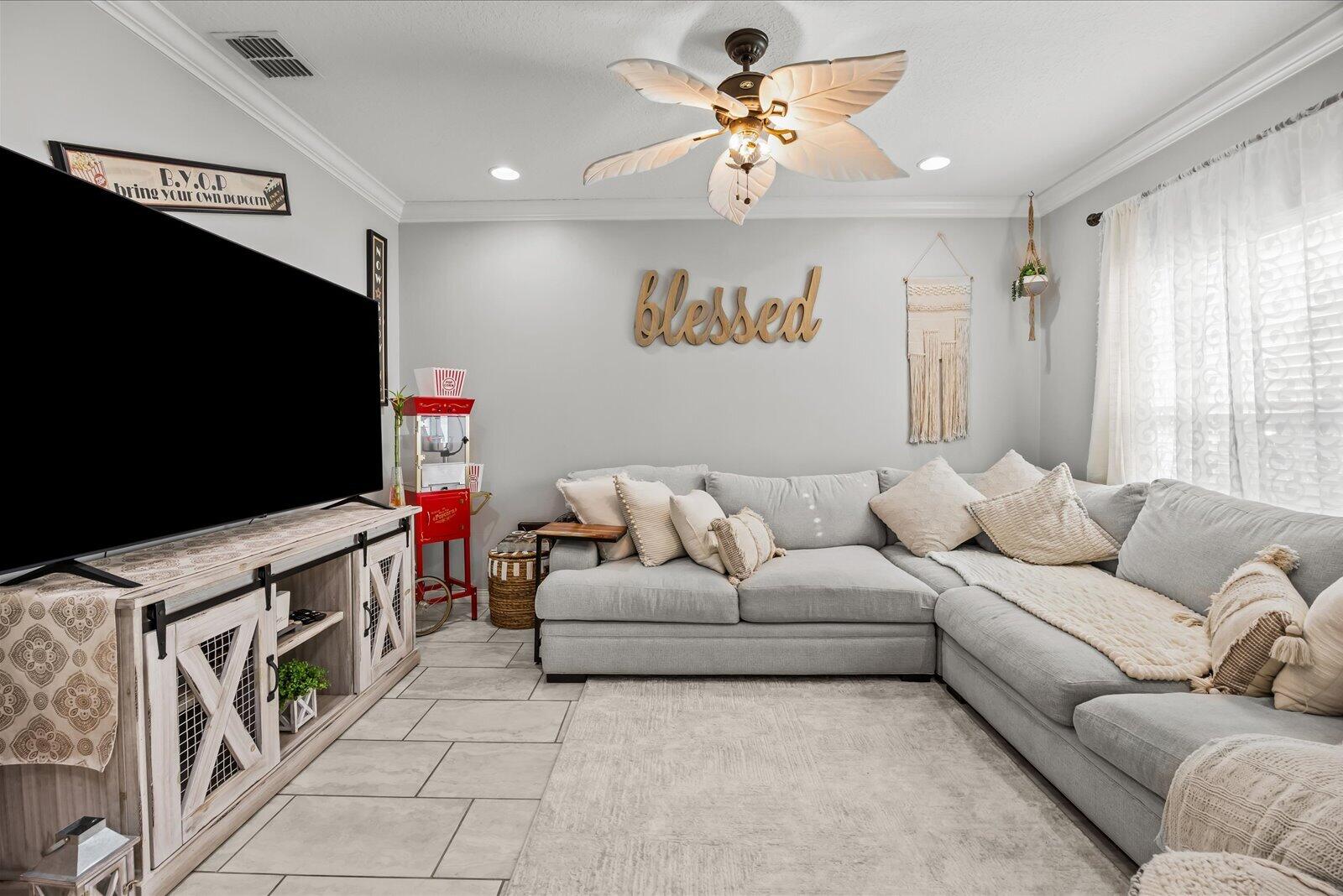 PORT ST LUCIE SECTION 9 - Residential