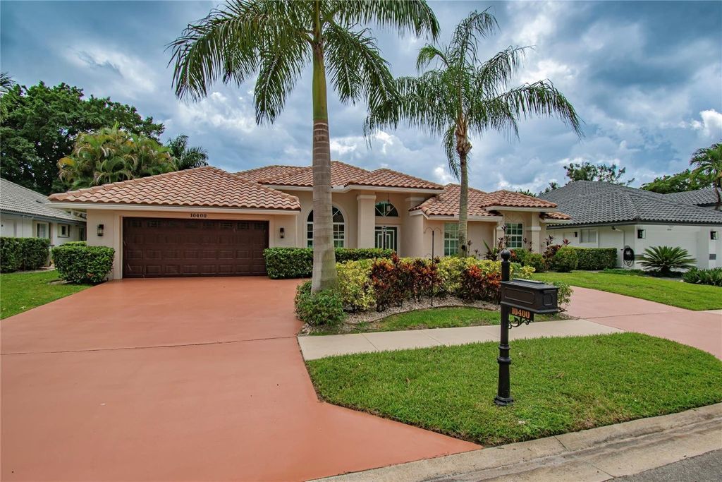 Photo of 10400 Milburn Lane, Boca Raton, FL 33498 (MLS # F10529244)