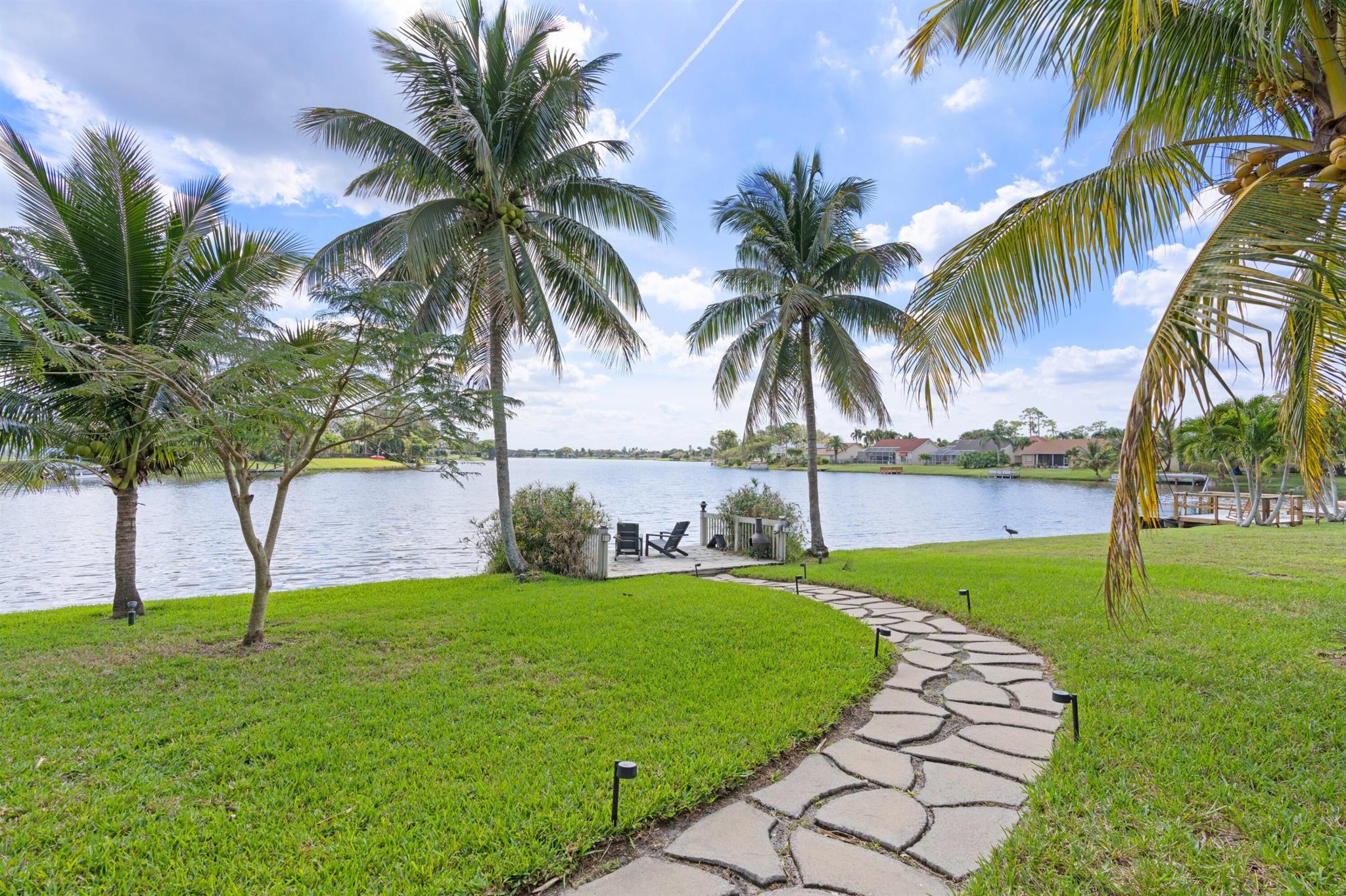 Monterey on the lake - Residential