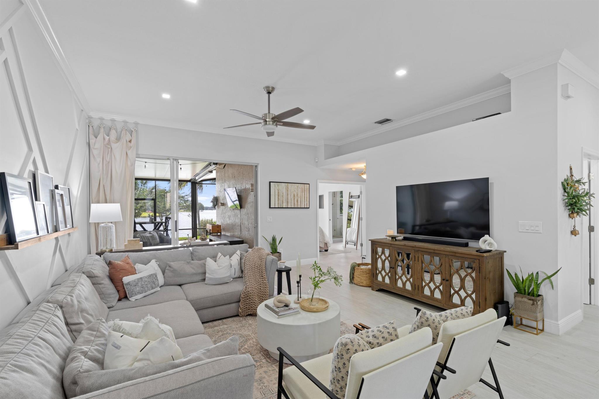 Monterey on the lake - Residential