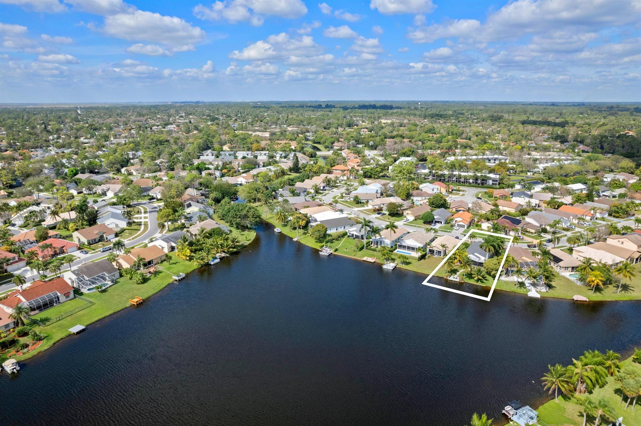 Monterey on the lake - Residential
