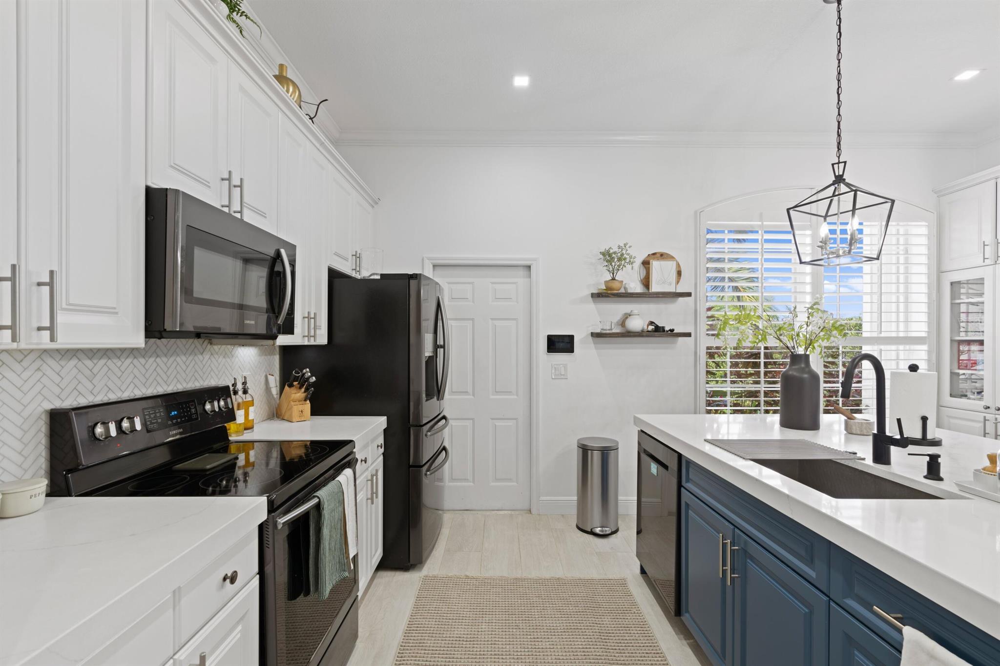 Monterey on the lake - Residential