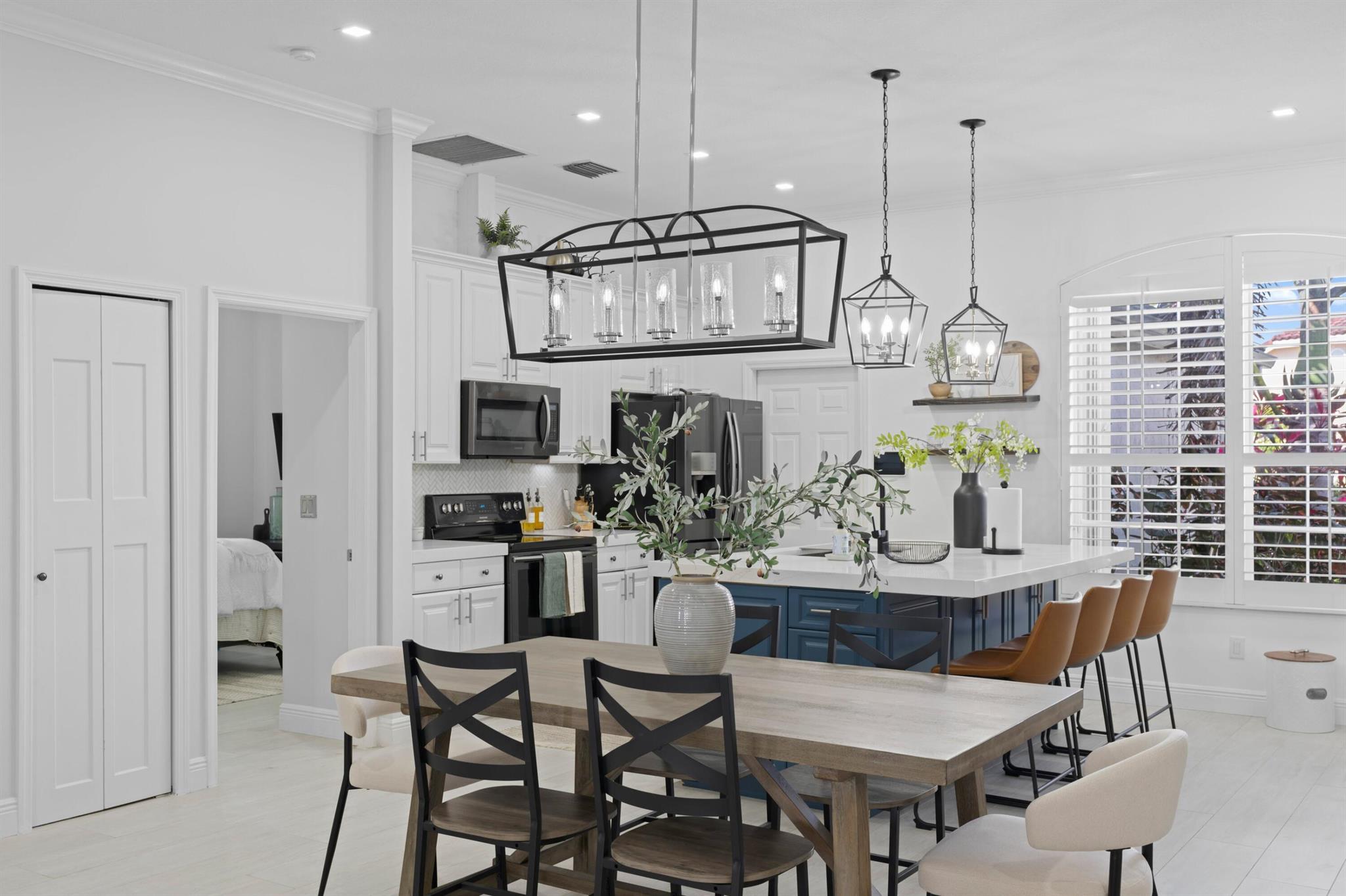 Monterey on the lake - Residential