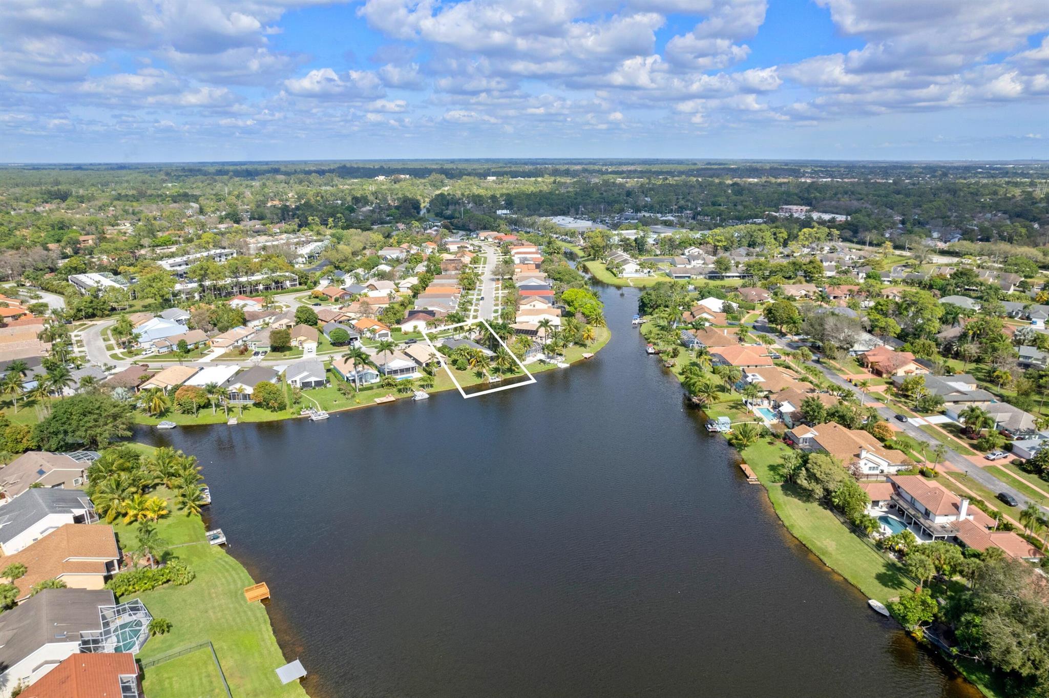 Monterey on the lake - Residential