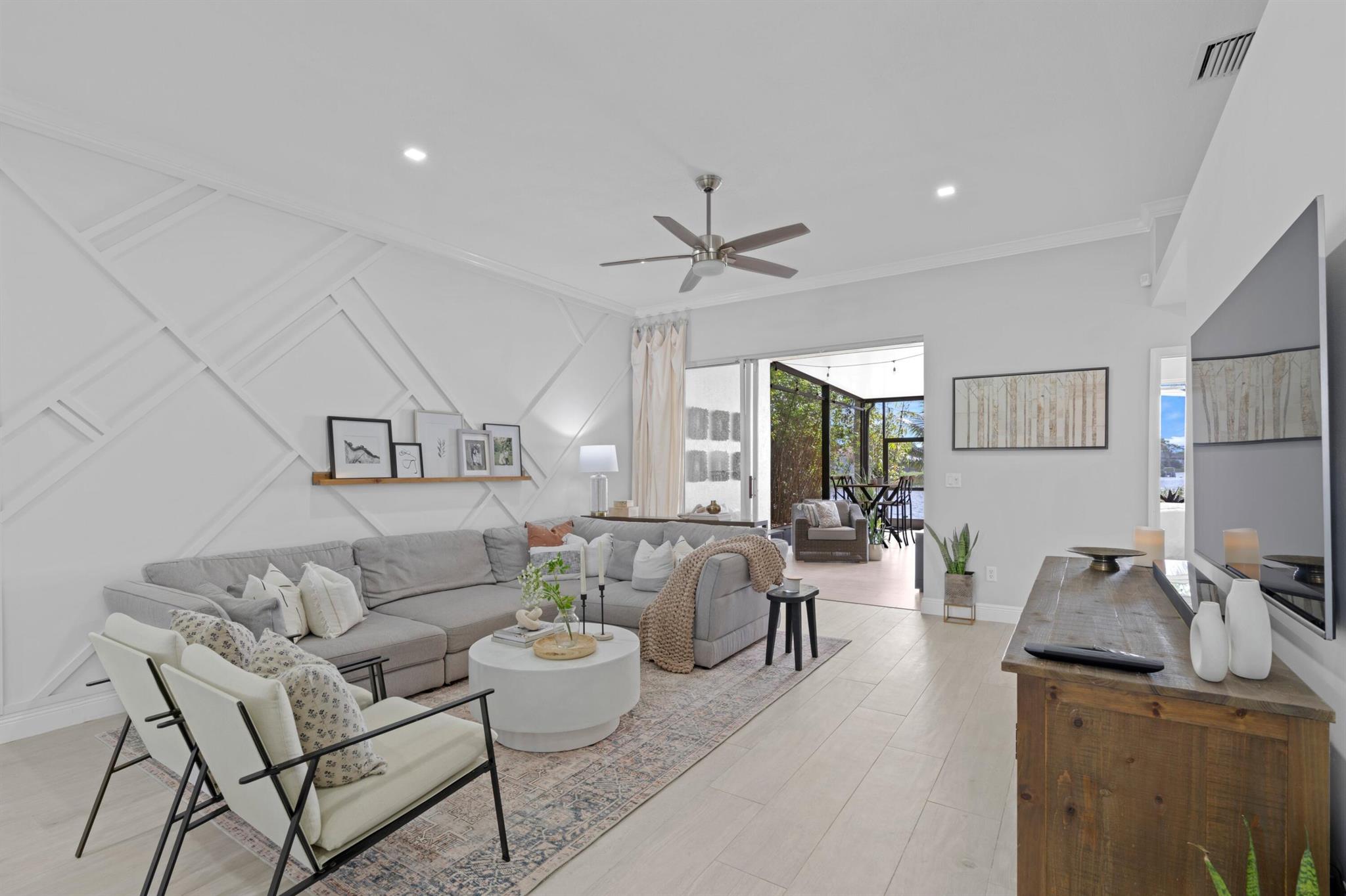 Monterey on the lake - Residential