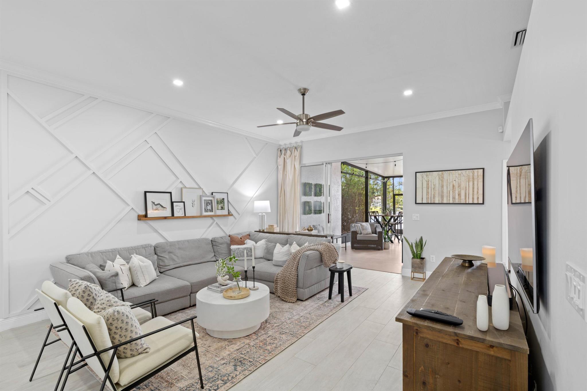 Monterey on the lake - Residential