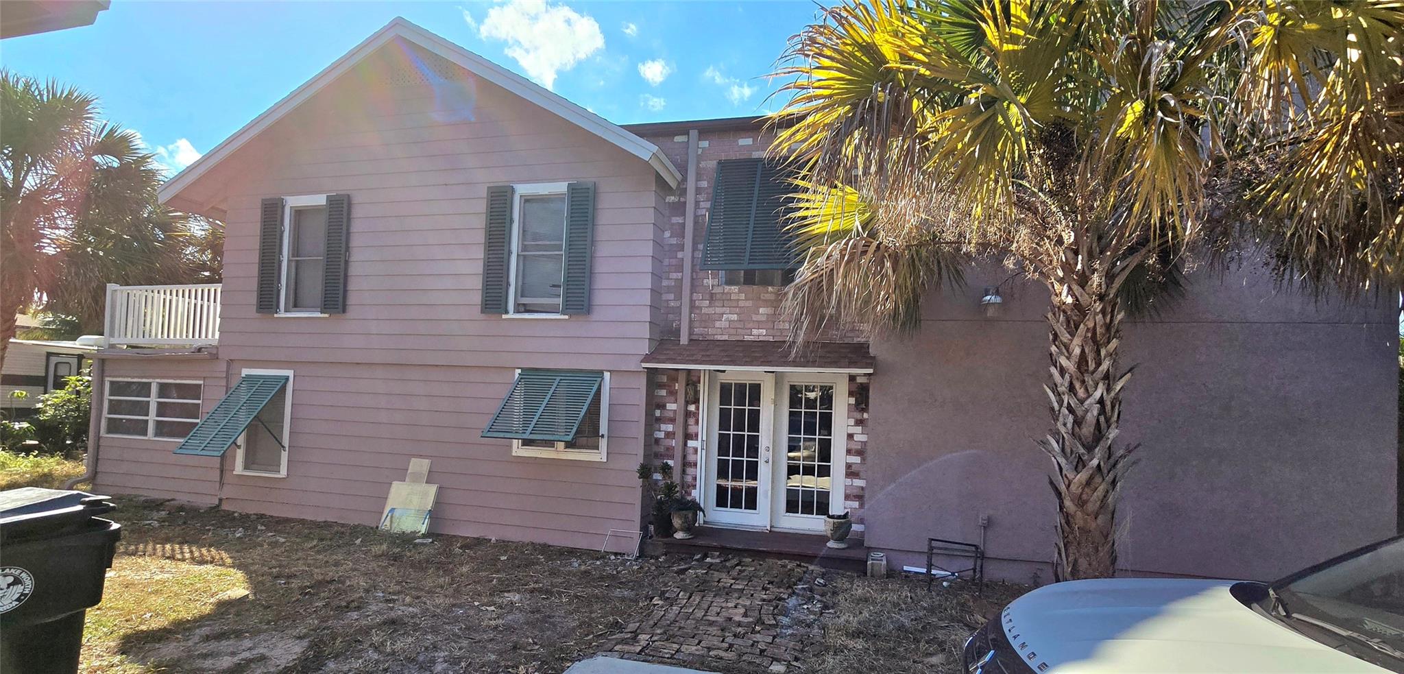 Rare Opportunity To Own A Double Lot With A Separate Oversized Garage That Can Fit 4 To 6 Cars. Plenty Of Room For A Pool. Double Driveway. Huge Second Floor Loft And Living Room. Eat-In Kitchen With Breakfast Bar. Separate Laundry Room. Spacious Second Floor Balconies. Come Bring Your Imagination And Turn This Into Your Dream Home!