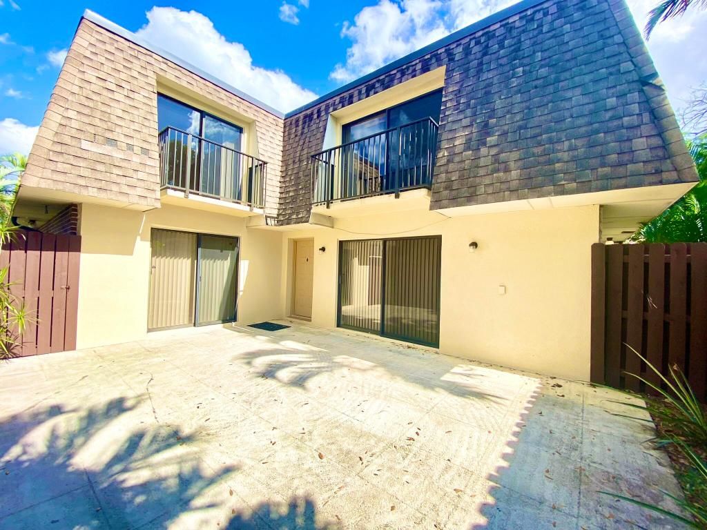 Photo of 2885 SW 22nd Circle #50b, Delray Beach, FL 33445 (MLS # R10965213)