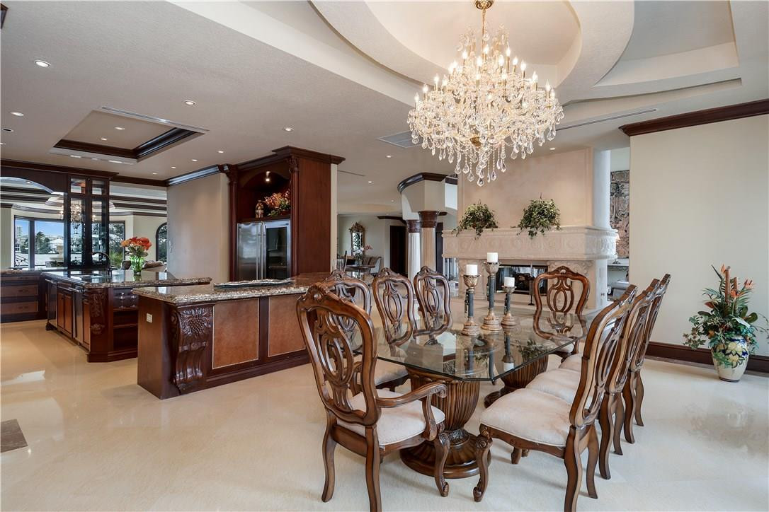 RIO VISTA ISLES - Residential