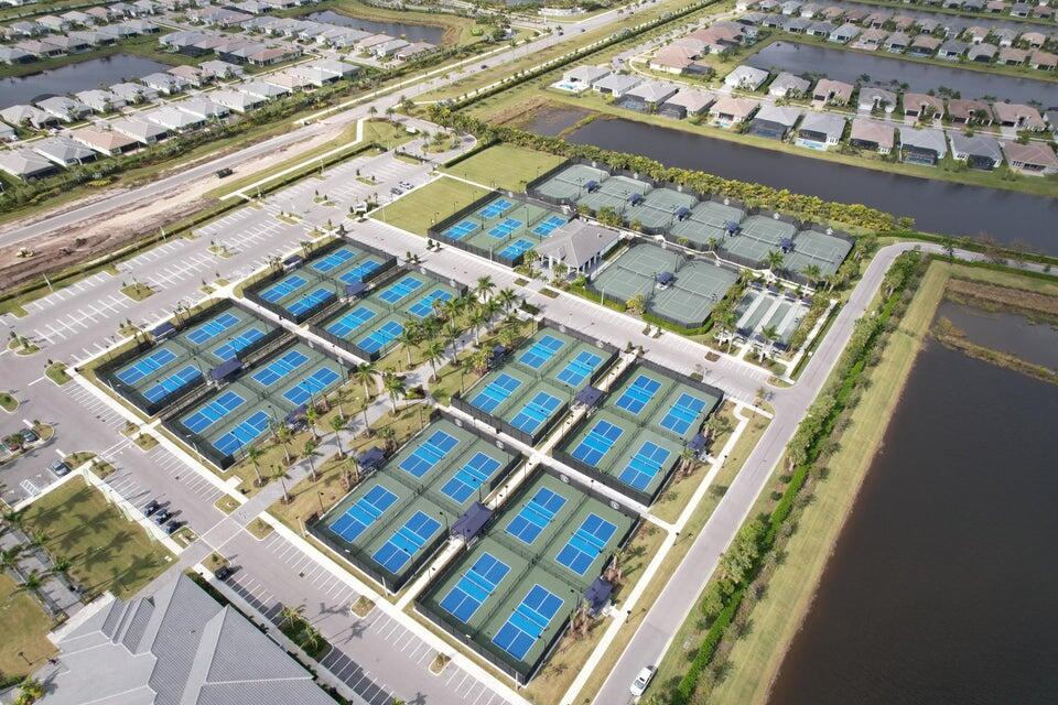 Valencia Cay at Riverland - Residential Lease