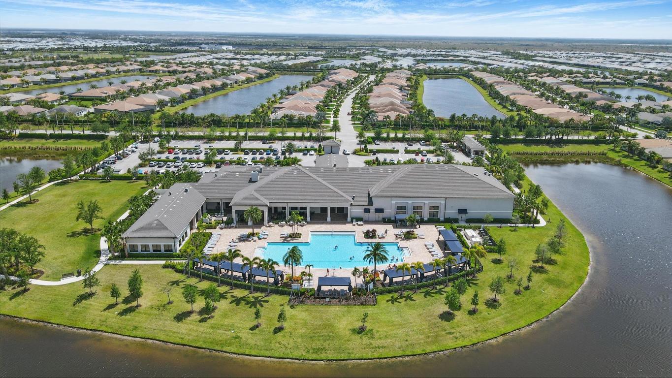 Valencia Cay at Riverland - Residential Lease