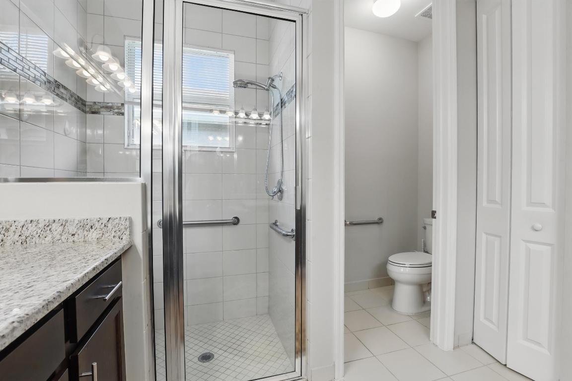 Valencia Cay at Riverland - Residential Lease