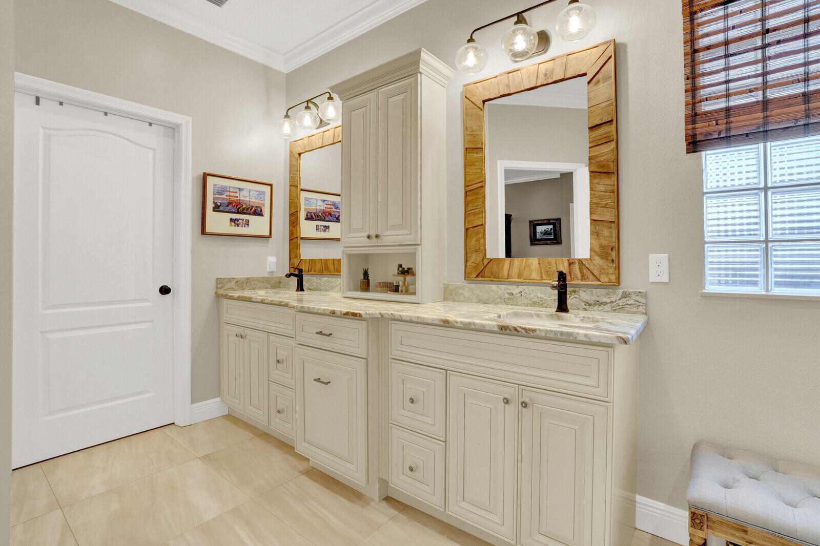 ISLESWORTH - Residential