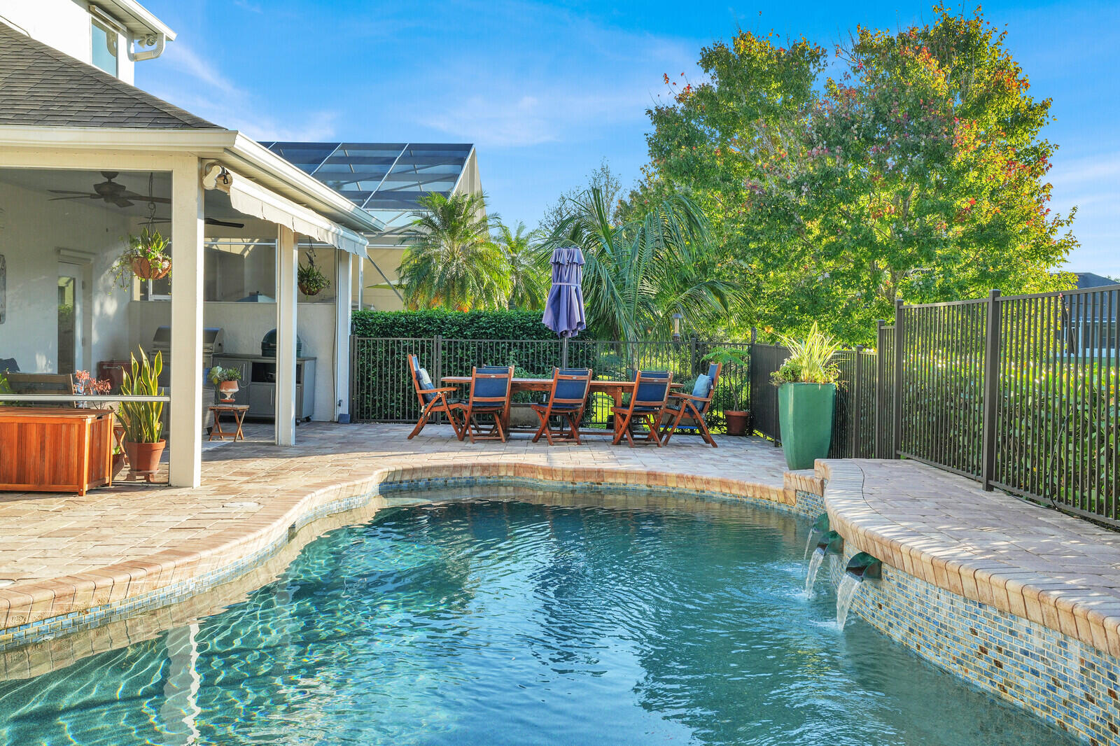 ISLESWORTH - Residential