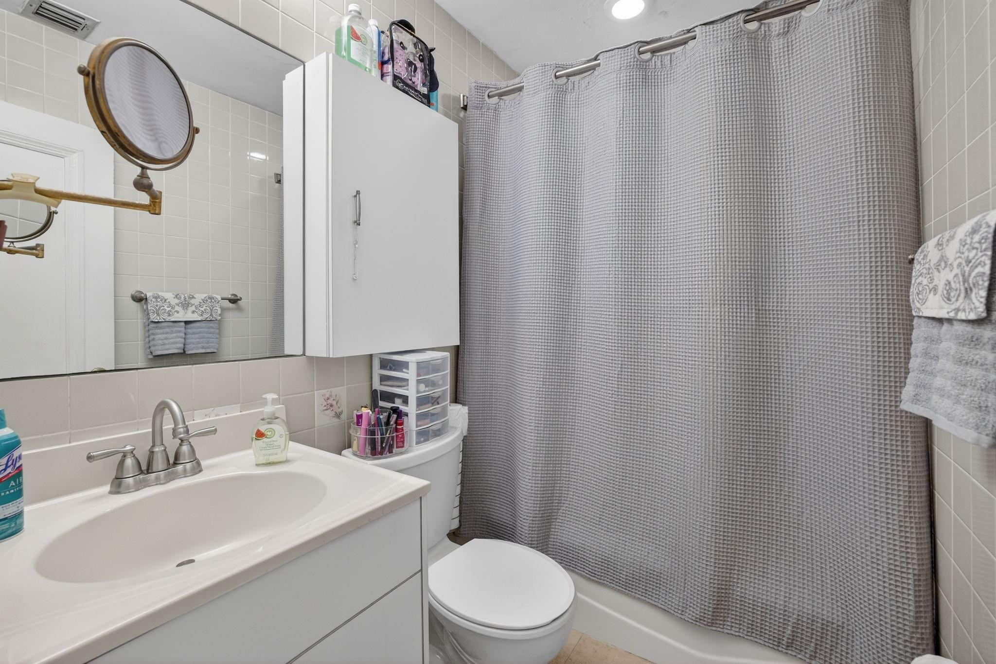 Ingalls Tracts 19-16 B - Residential Lease