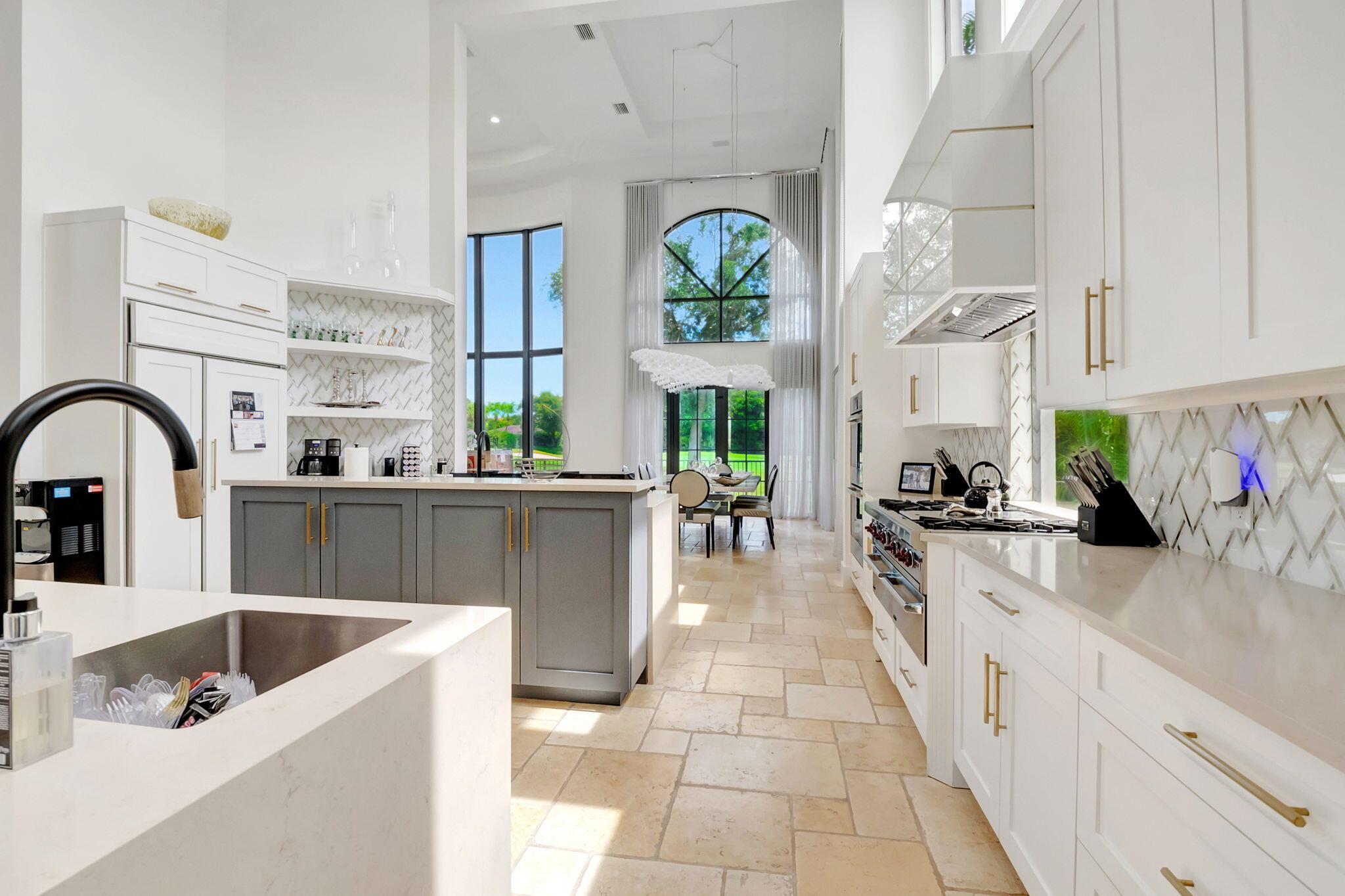 COVENTRY AT WOODFIELD COU - Residential