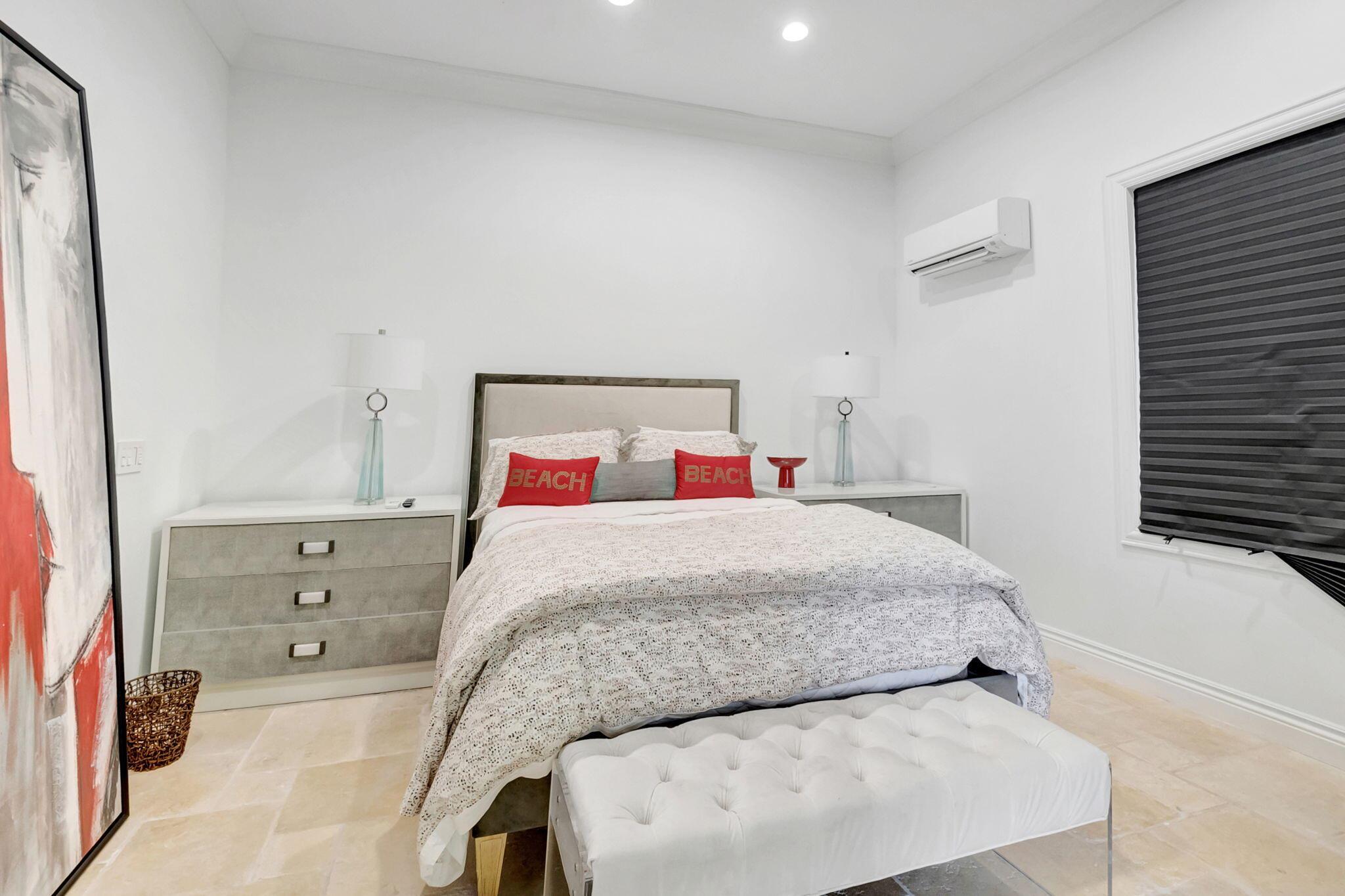 COVENTRY AT WOODFIELD COU - Residential