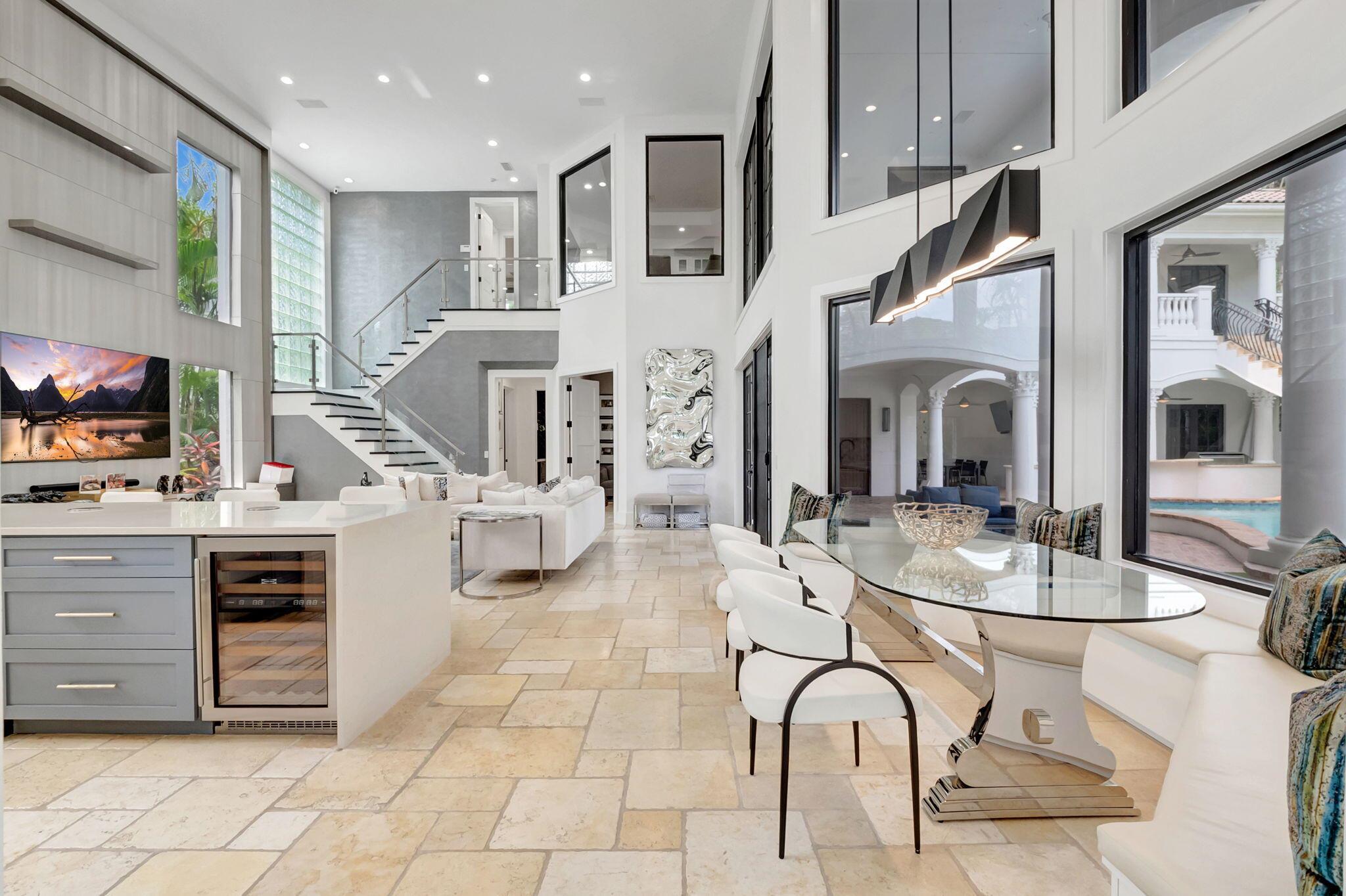 COVENTRY AT WOODFIELD COU - Residential