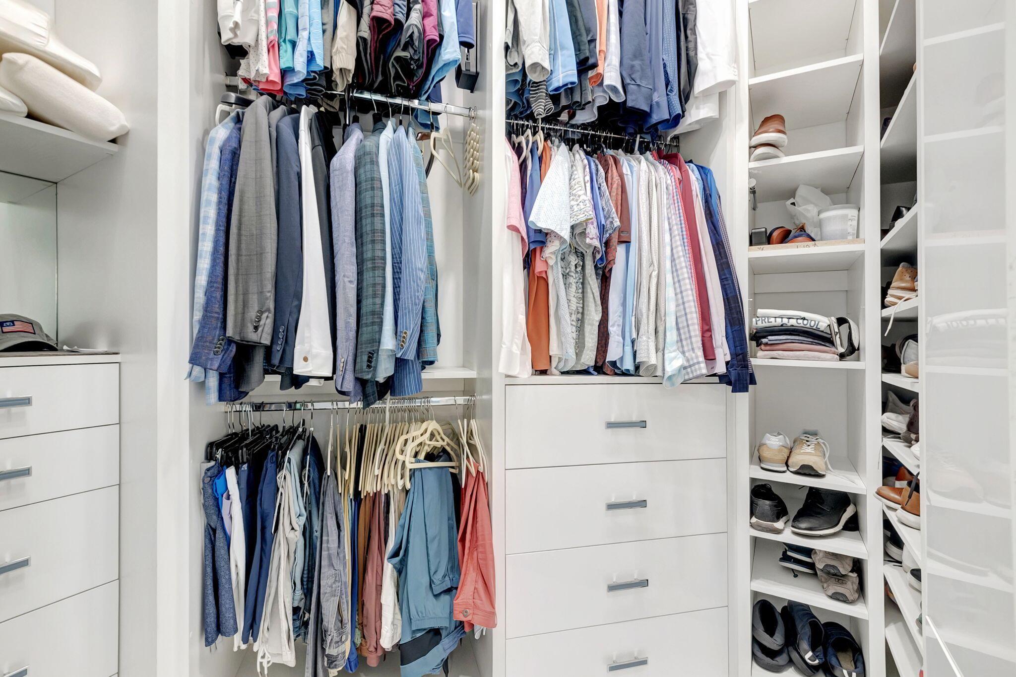 COVENTRY AT WOODFIELD COU - Residential