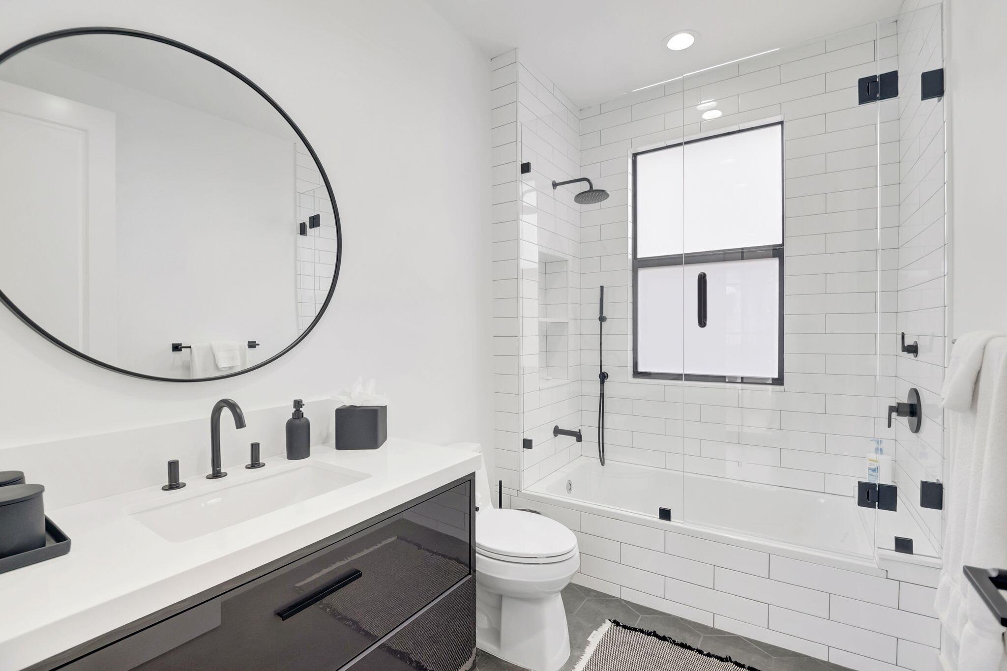 COVENTRY AT WOODFIELD COU - Residential