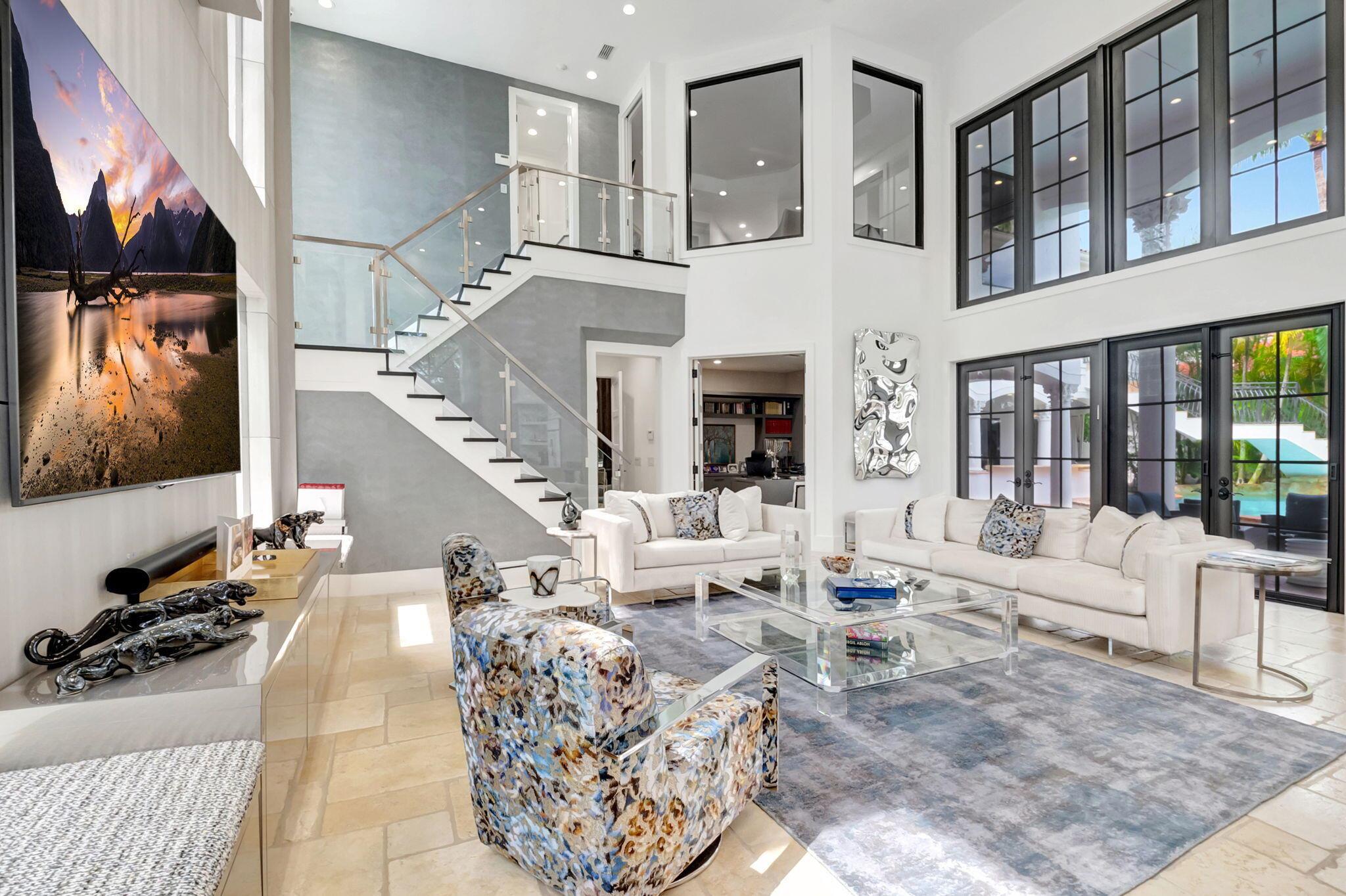 COVENTRY AT WOODFIELD COU - Residential