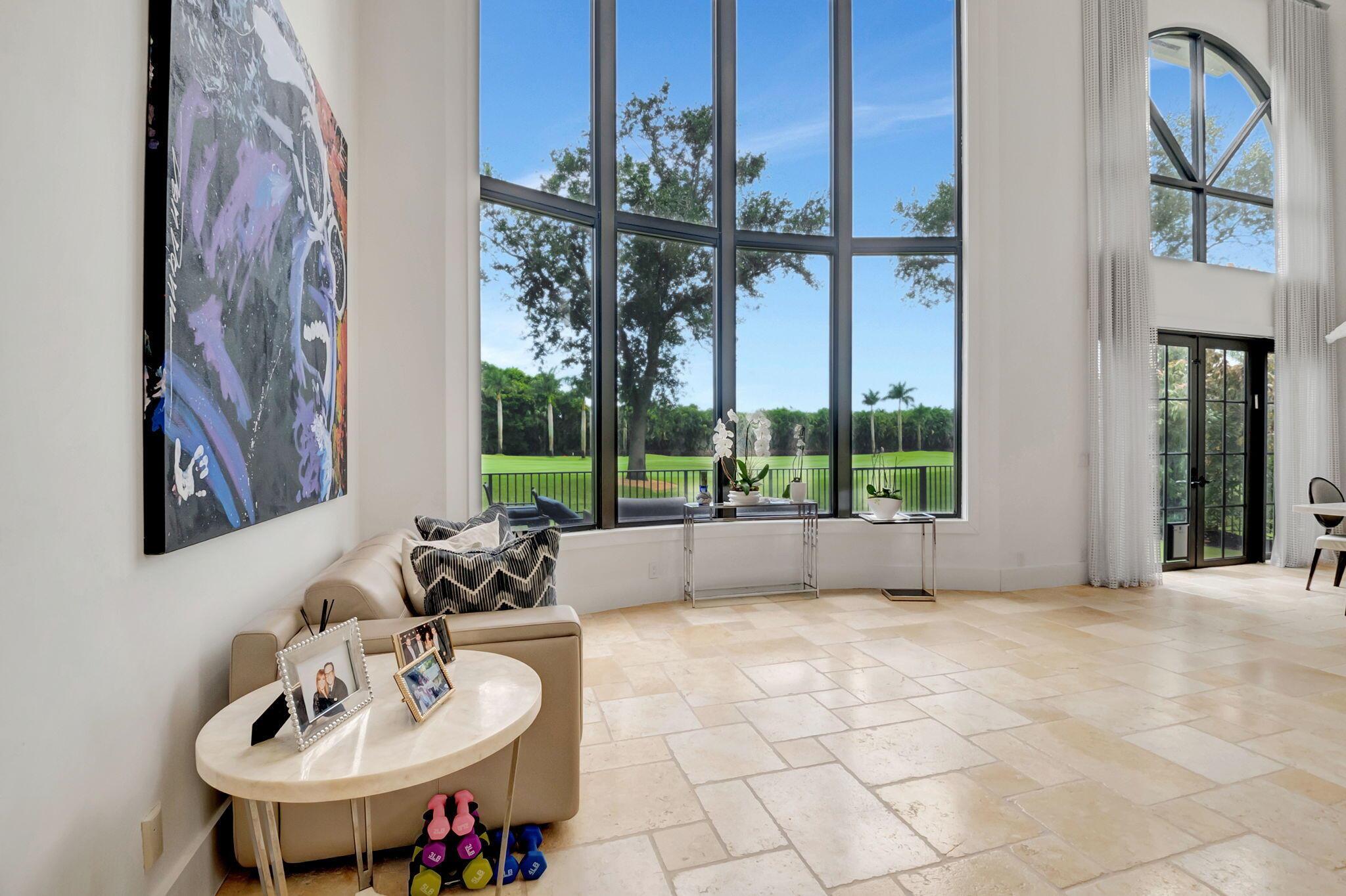 COVENTRY AT WOODFIELD COU - Residential