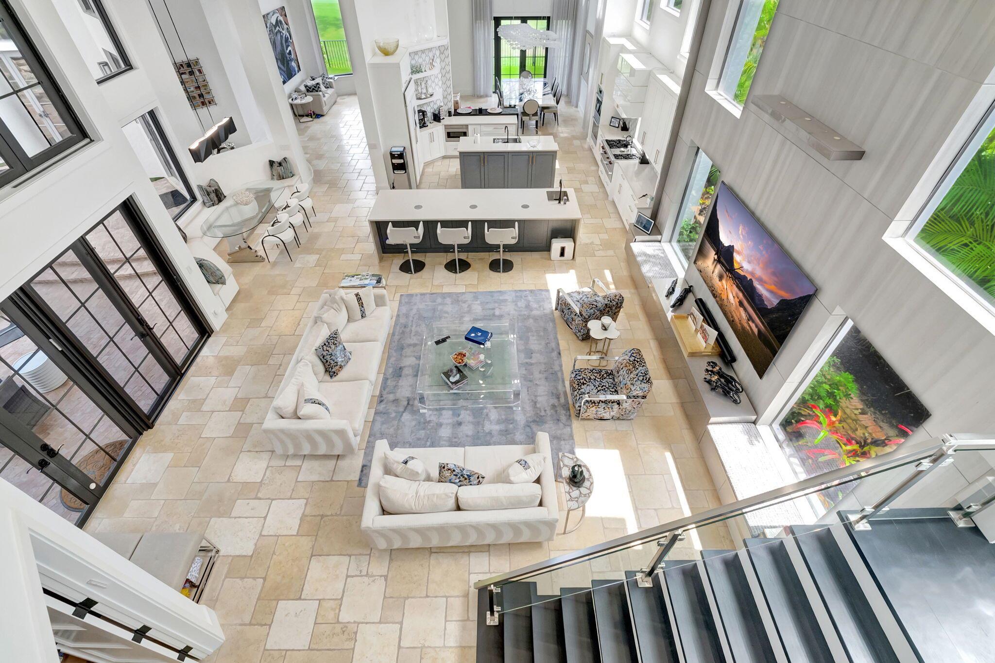 COVENTRY AT WOODFIELD COU - Residential