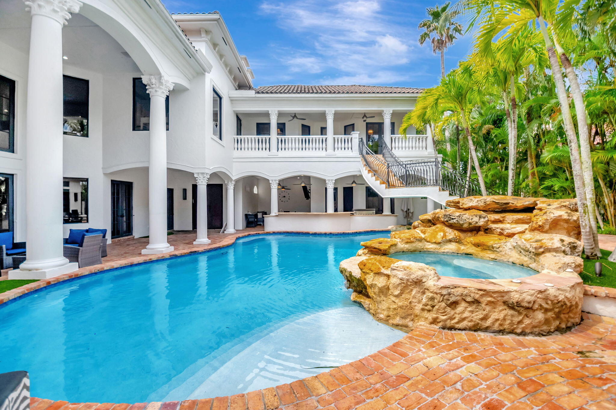 COVENTRY AT WOODFIELD COUNTRY CLUB - Residential