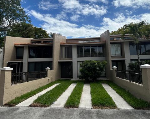 Photo of 750 E Coco Plum Circle #2, Plantation, FL 33324 (MLS # F10544964)