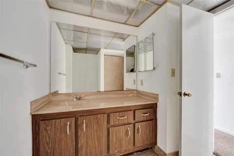 Tiny photo for 750 E Coco Plum Circle #2, Plantation, FL 33324 (MLS # F10544964)