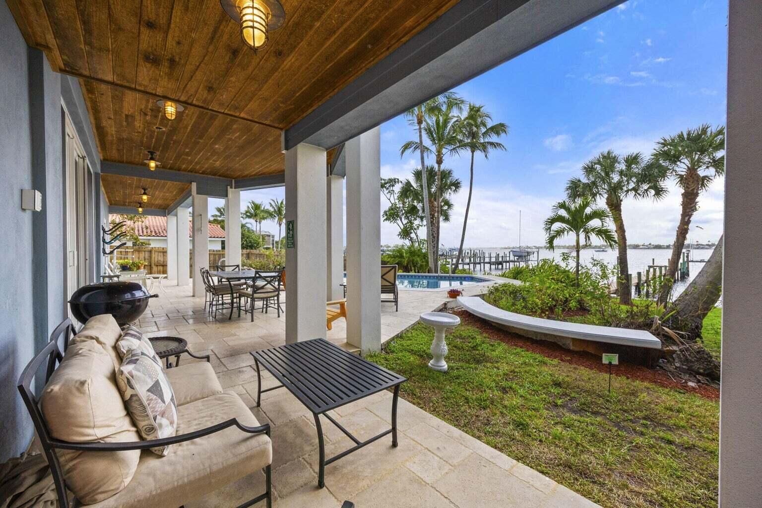 BAHAMA TERRACE - Residential