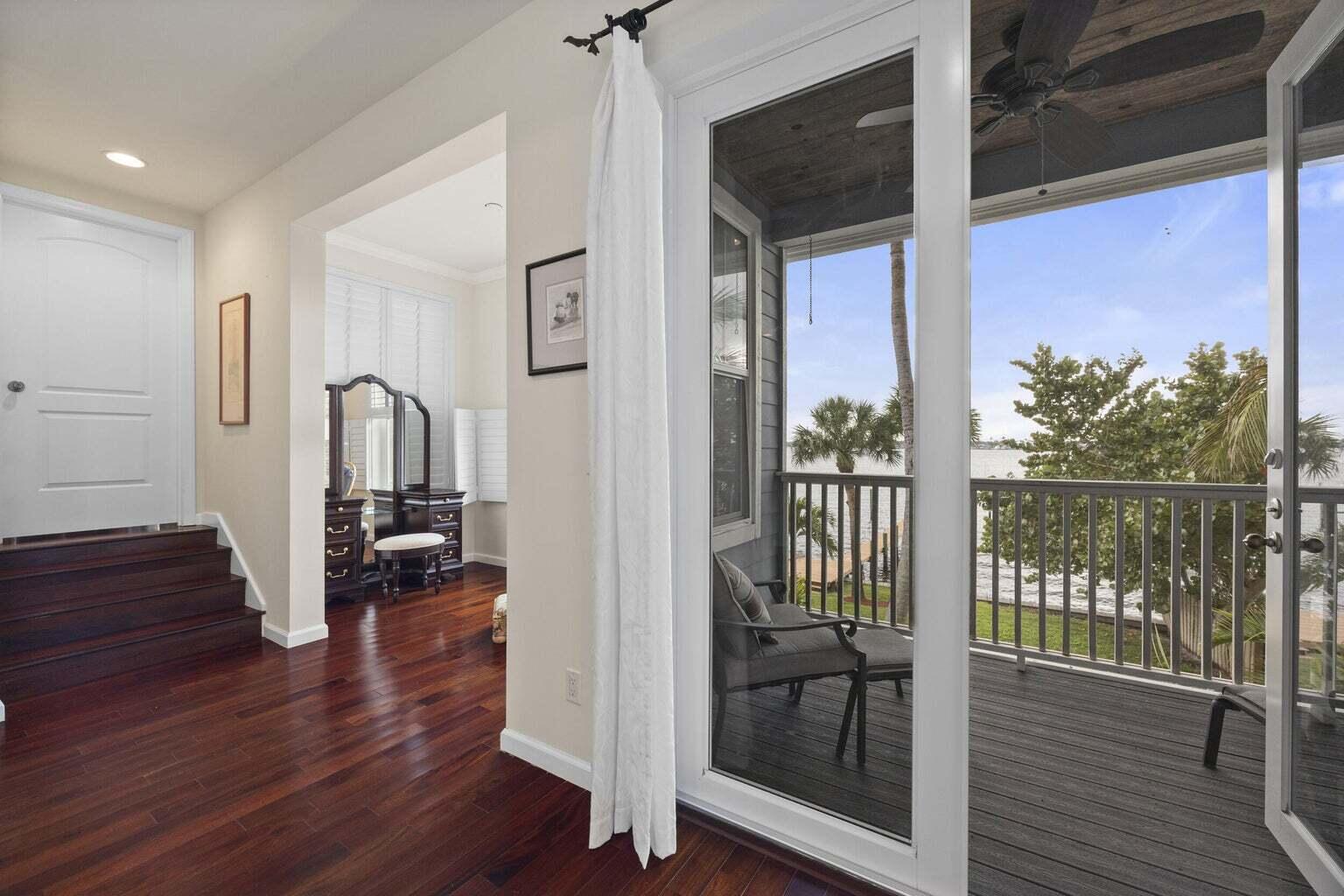 BAHAMA TERRACE - Residential