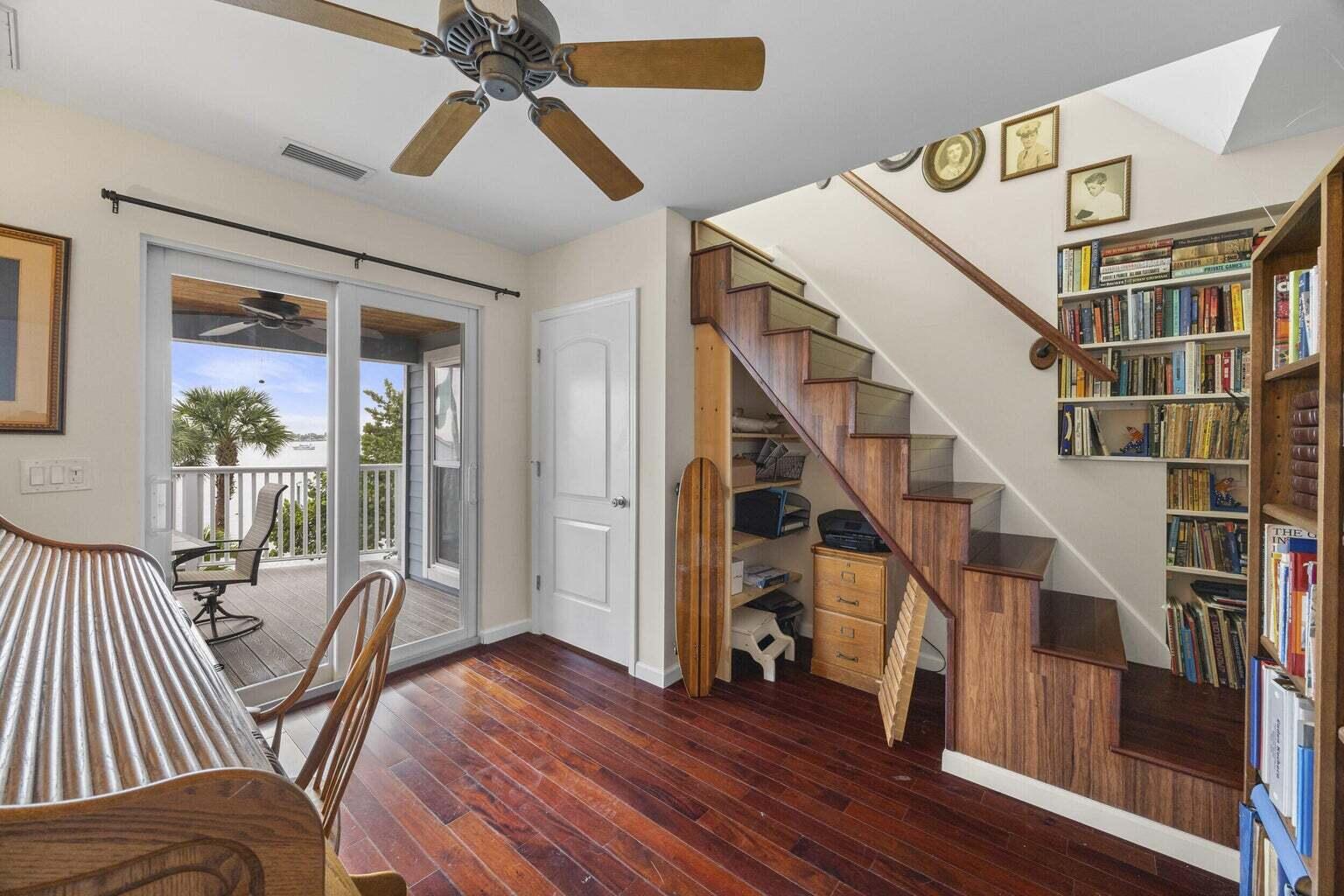 BAHAMA TERRACE - Residential