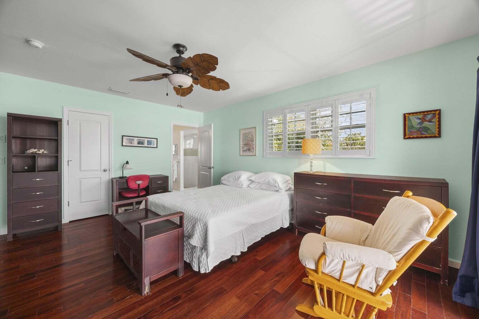 BAHAMA TERRACE - Residential