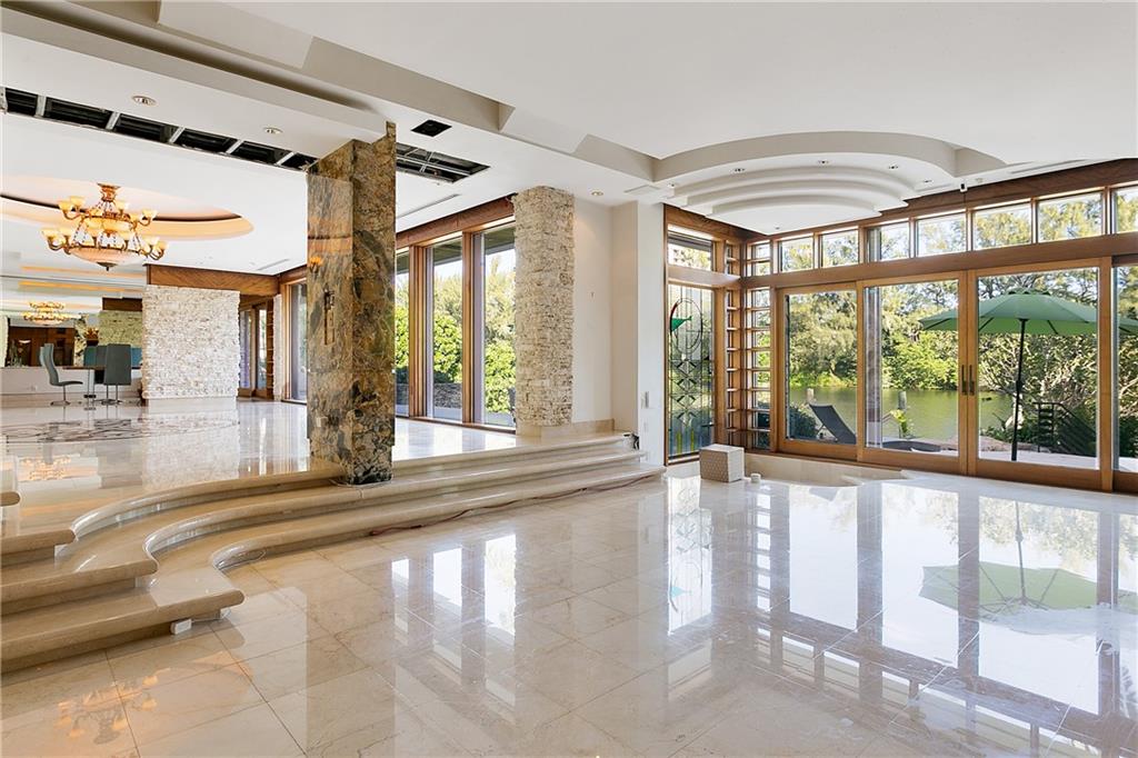 HARBOR BEACH - Residential