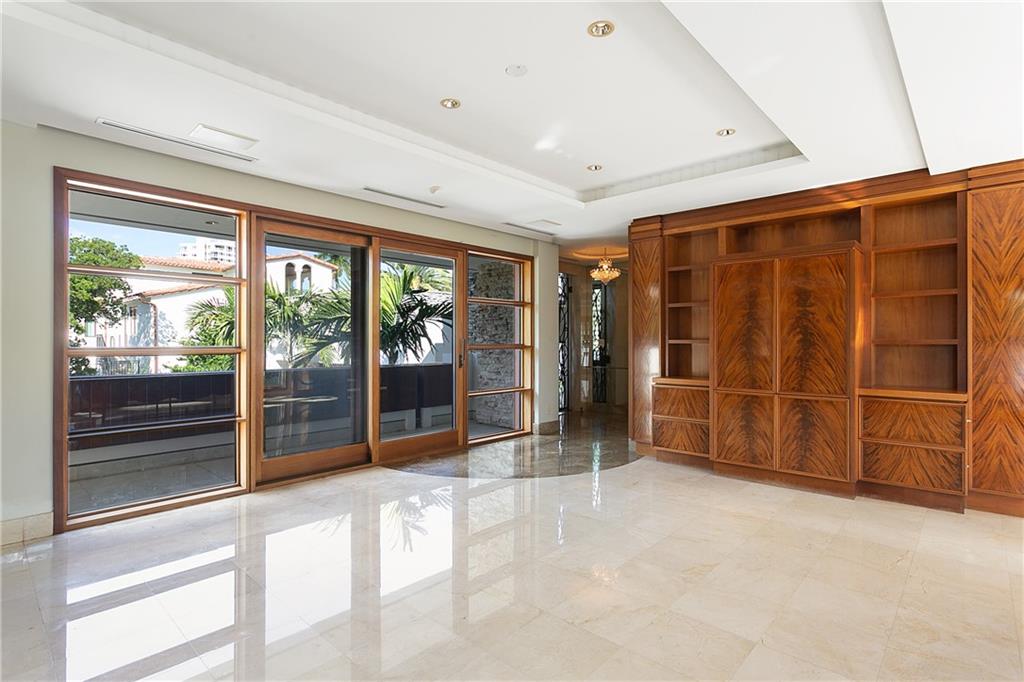 HARBOR BEACH - Residential