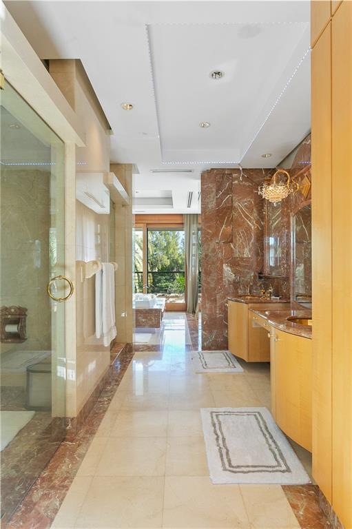 HARBOR BEACH - Residential