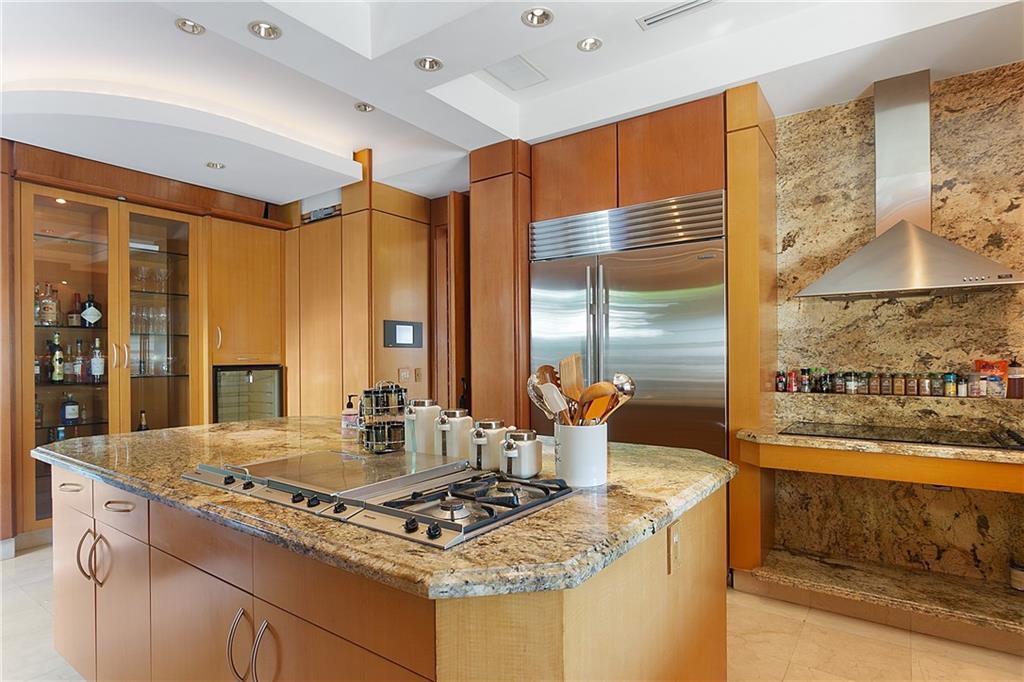 HARBOR BEACH - Residential