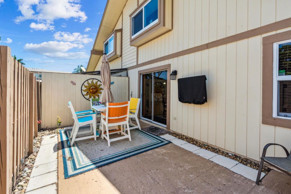 Photo of 353 Maplecrest Circle, Jupiter, FL 33458 (MLS # R10981398)