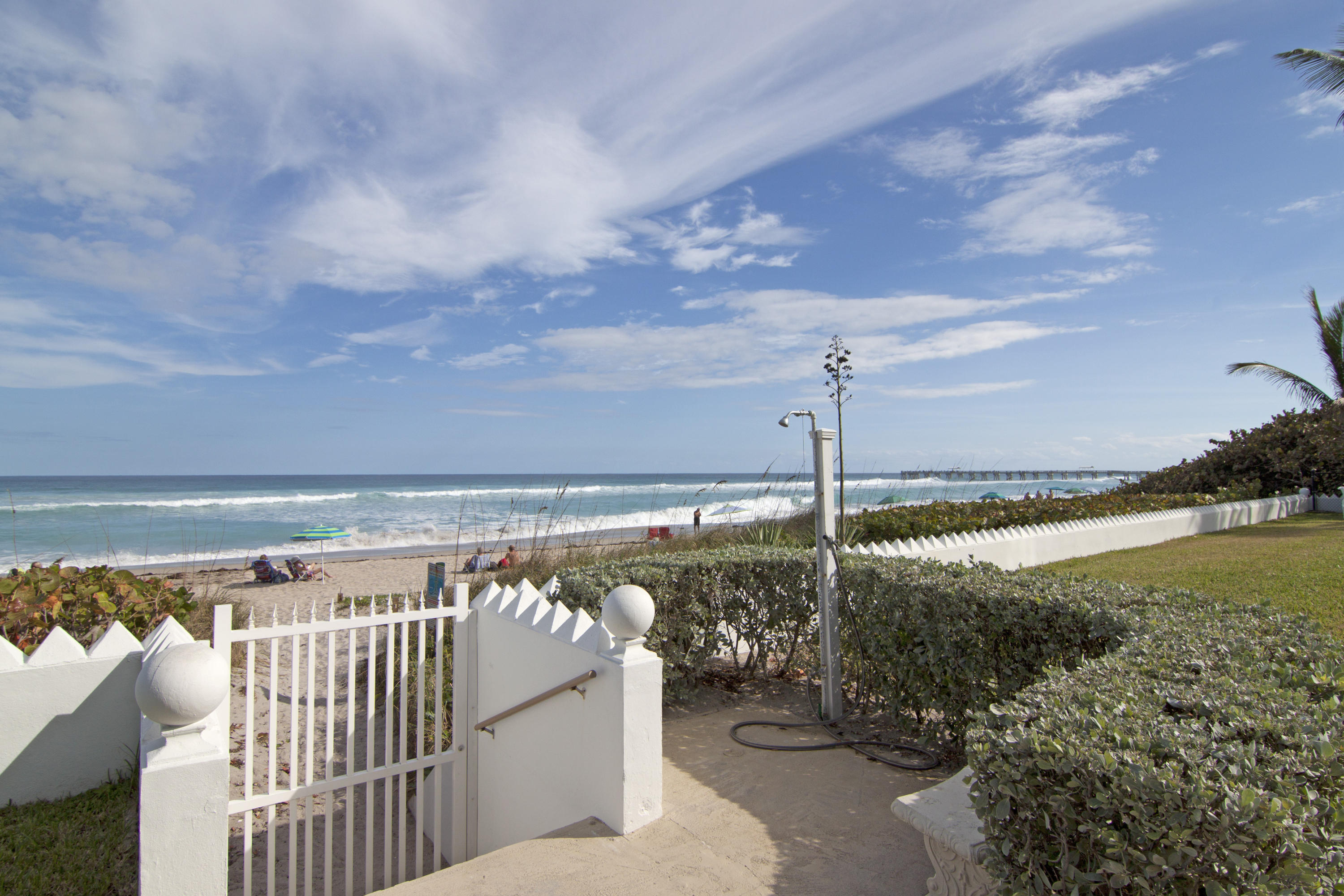 PALM WORTH INC - Residential Lease