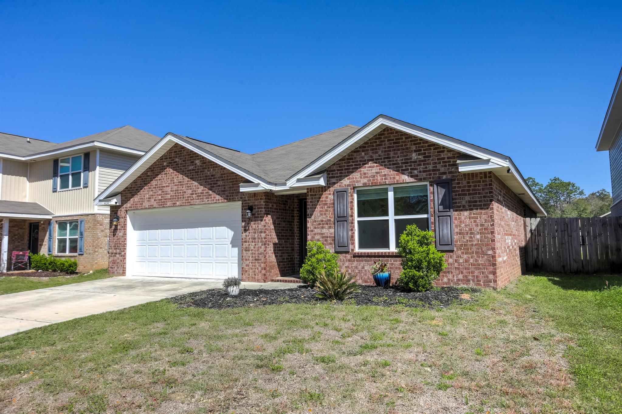4154 Chickadee Street